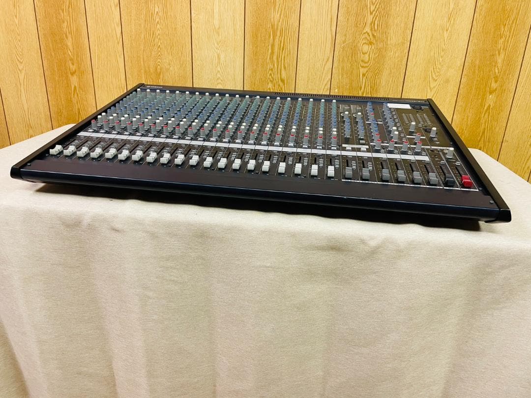 Yamaha Analog Mixers Mg24/14Fx