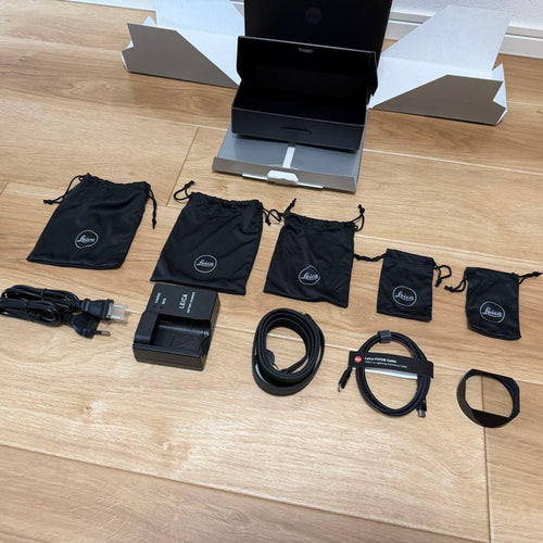 Leica Compact Digital Cameras Q3