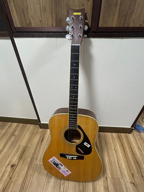 Yamaha Acoustic Guitars Fg-200D