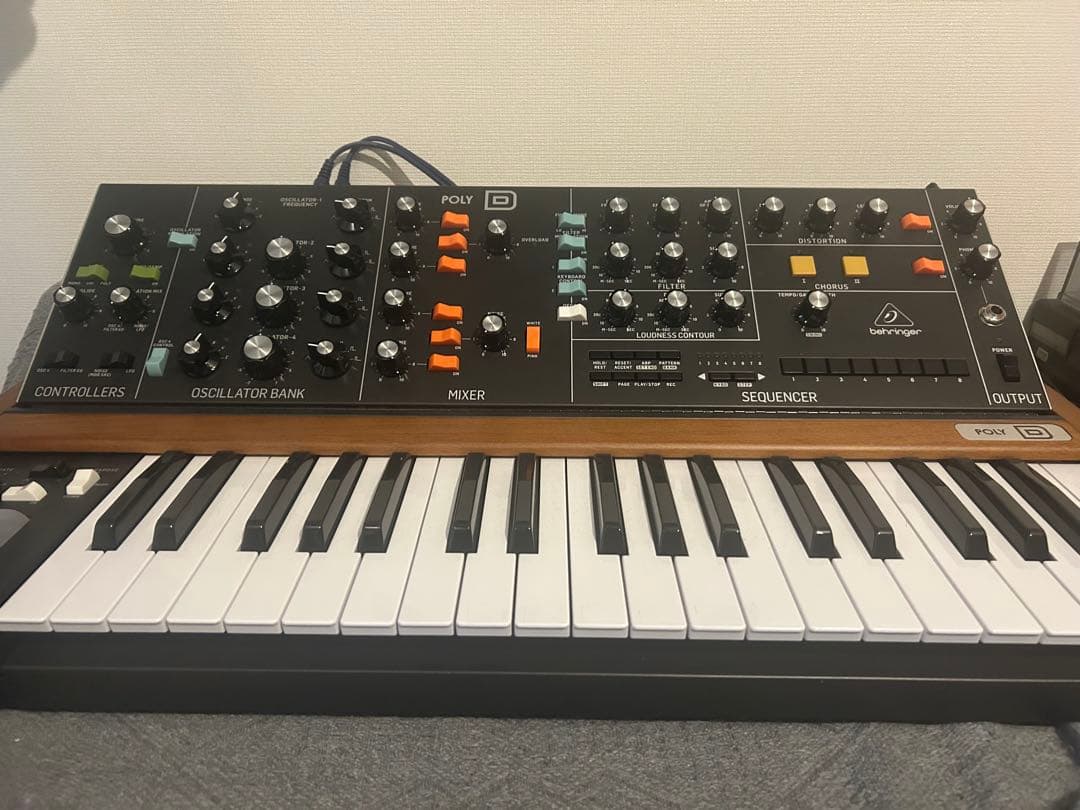 Behringer Analog Synthesizers Poly D