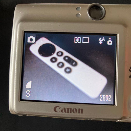 Canon Compact Digital Camera Ixy 600 Ccd