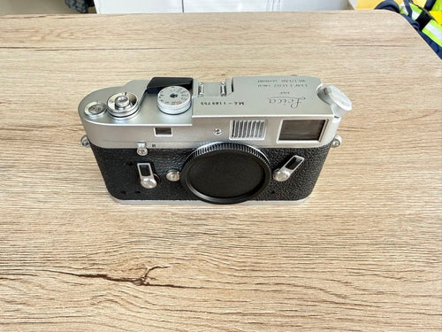 Leica Rangefinder Cameras M4 118