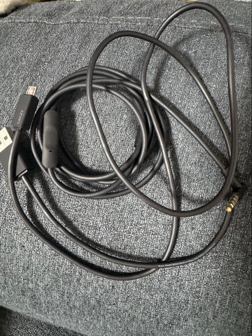 Wireless Headphones )Beats Studio3
