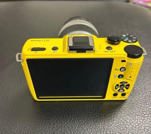 Slr Camera (Film) Pentax Q10