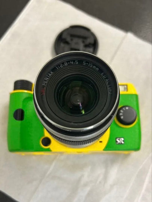Slr Camera (Film) Pentax Q10
