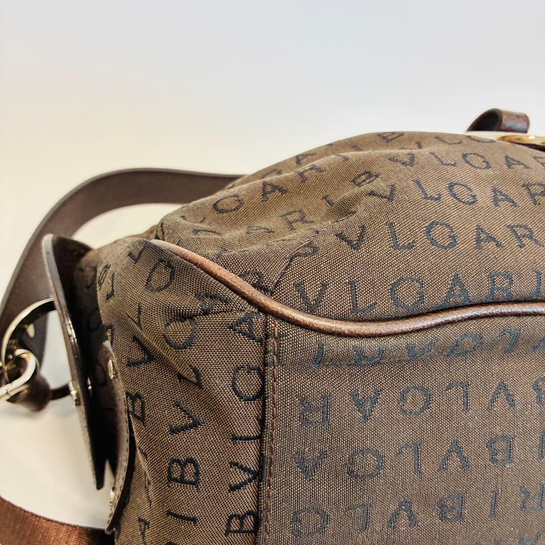 Bvlgari Shoulder Bags
