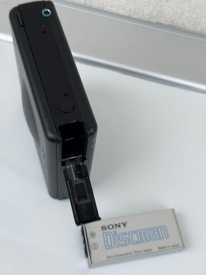 Sony Portable Cd Players D-82