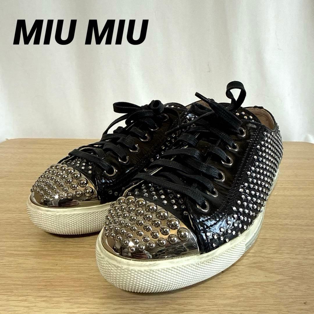 Miu Sneakers