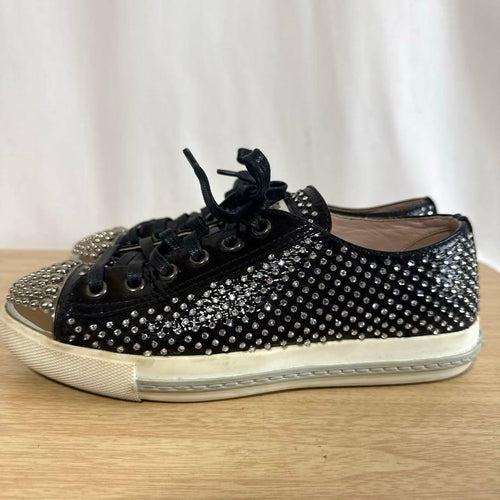 Miu Sneakers