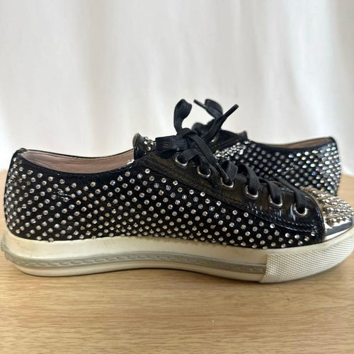 Miu Sneakers