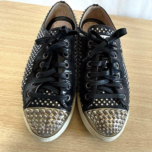 Miu Sneakers