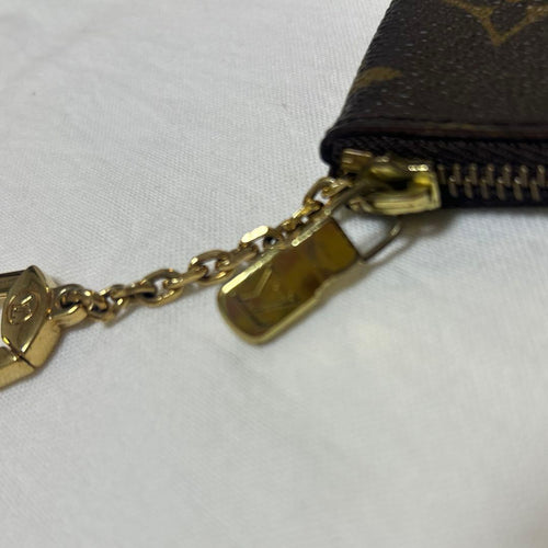 Louis Vuitton Key Cases 97