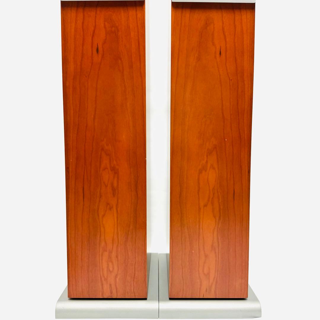 Speakers Audio Vector Ki3 Super Cherry