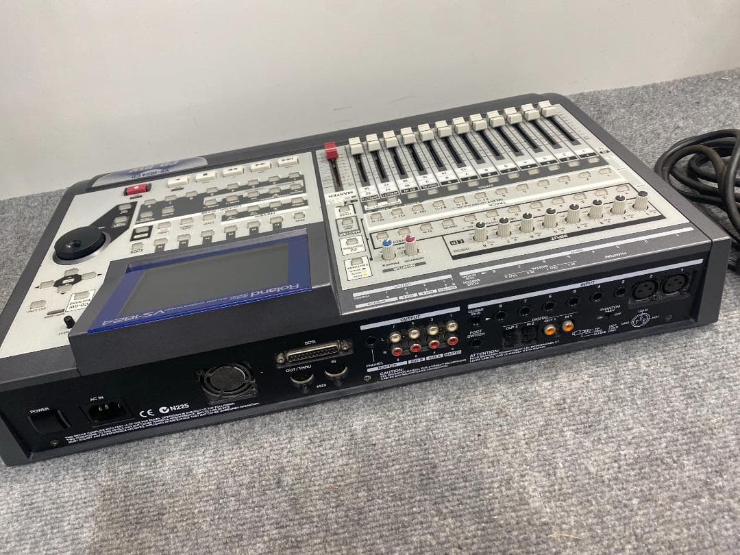 Multi -Track Recorder Roland Vs-1824Cd Mtr