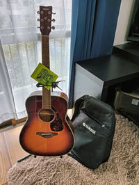 Yamaha Acoustic Guitars Fg720S