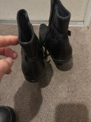 Others Prada 35 1/2