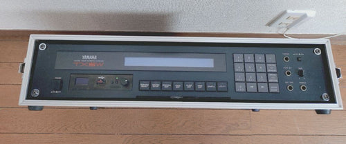 Yamaha Samplers Tx16W Emm15 4