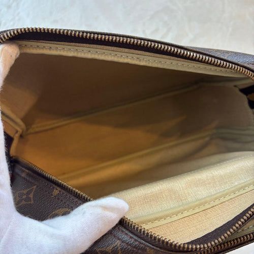 Louis Vuitton Shoulder Bags Gm