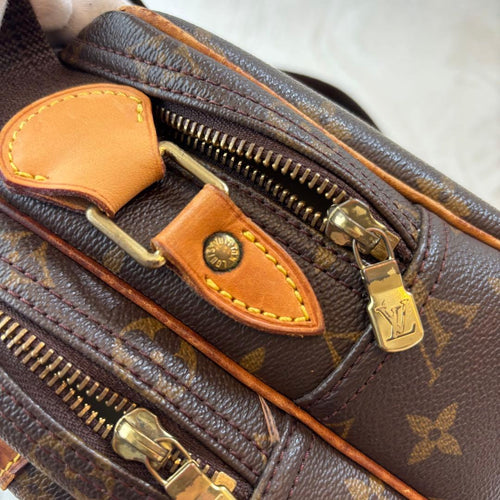 Louis Vuitton Shoulder Bags Gm
