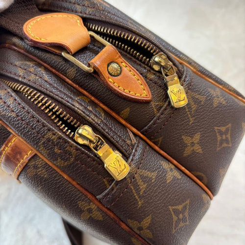 Louis Vuitton Shoulder Bags Gm