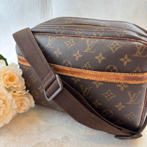 Louis Vuitton Shoulder Bags Gm