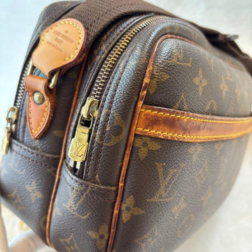 Louis Vuitton Shoulder Bags Gm