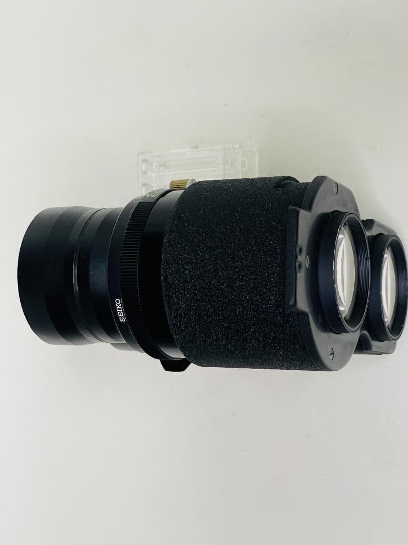 Mamiya Twin-Lens Reflex Cameras C220 Sekor F6.3