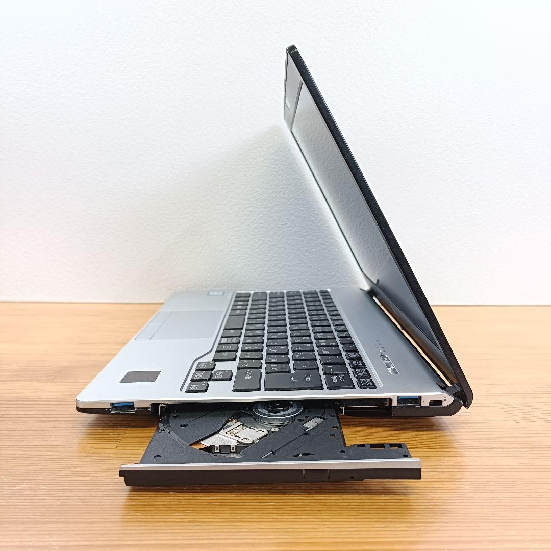 Fujitsu Windows Notebook Body Lifebook S938 8 I5 Ssd256Gb 8Gb Dvd X