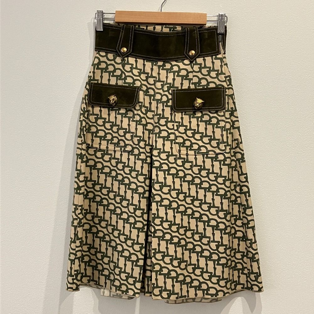 Pantalon court Gucci, short 439247 36 utilisé