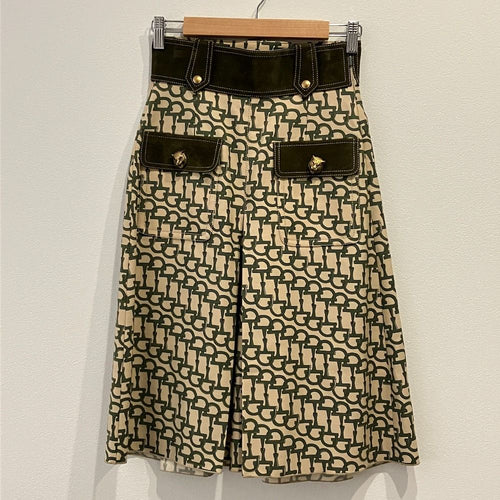 Pantalon court Gucci, short 439247 36 utilisé