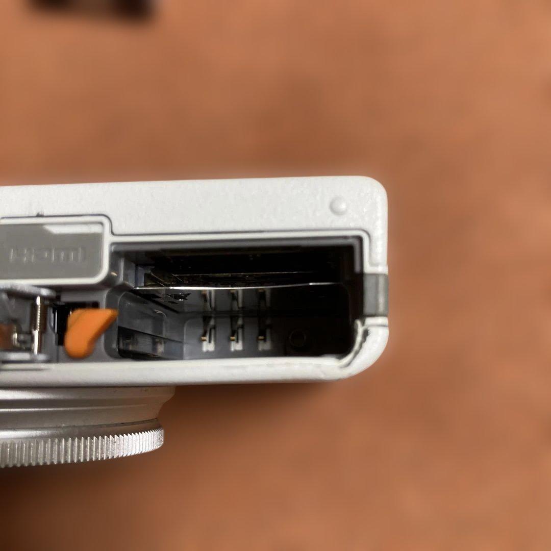 Fujifilm Compact Digital Cameras Xq2