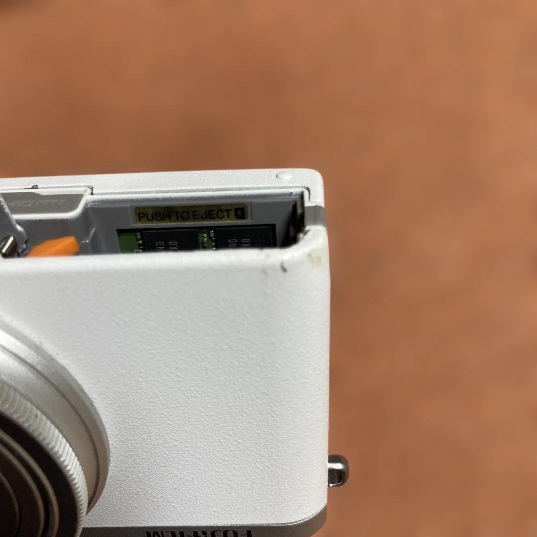 Fujifilm Compact Digital Cameras Xq2