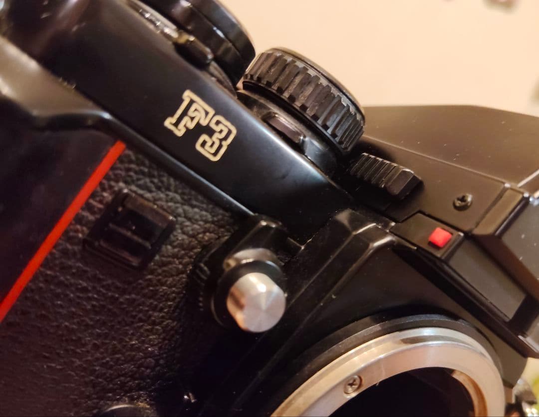 Nikon Slr Camera (Film) F3