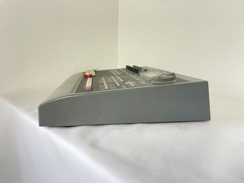 Multi -Track Recorder Roland Vs-880Ex