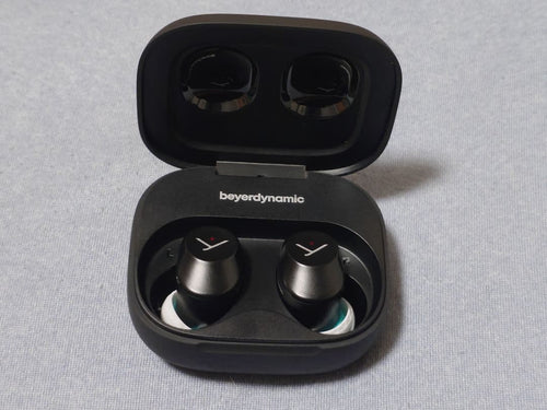 Beyerdynamic Wireless Earphones Amiron 300
