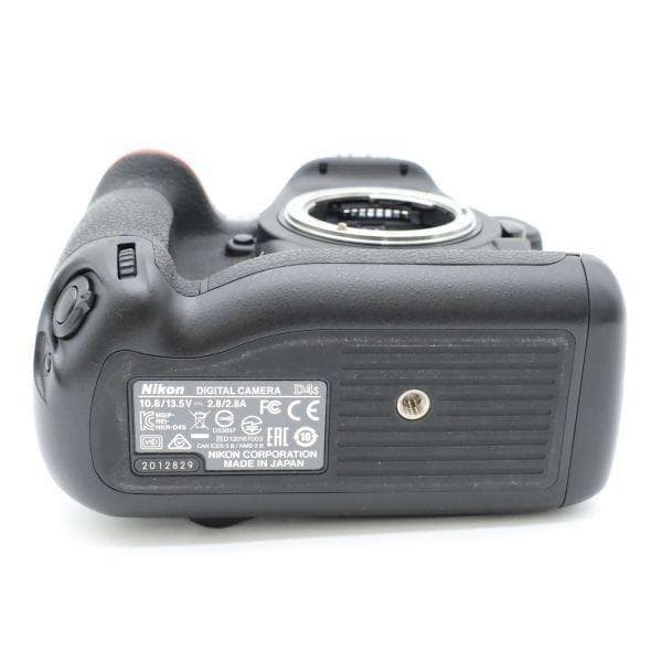Digital Slrs 1,850 Nikon D4S