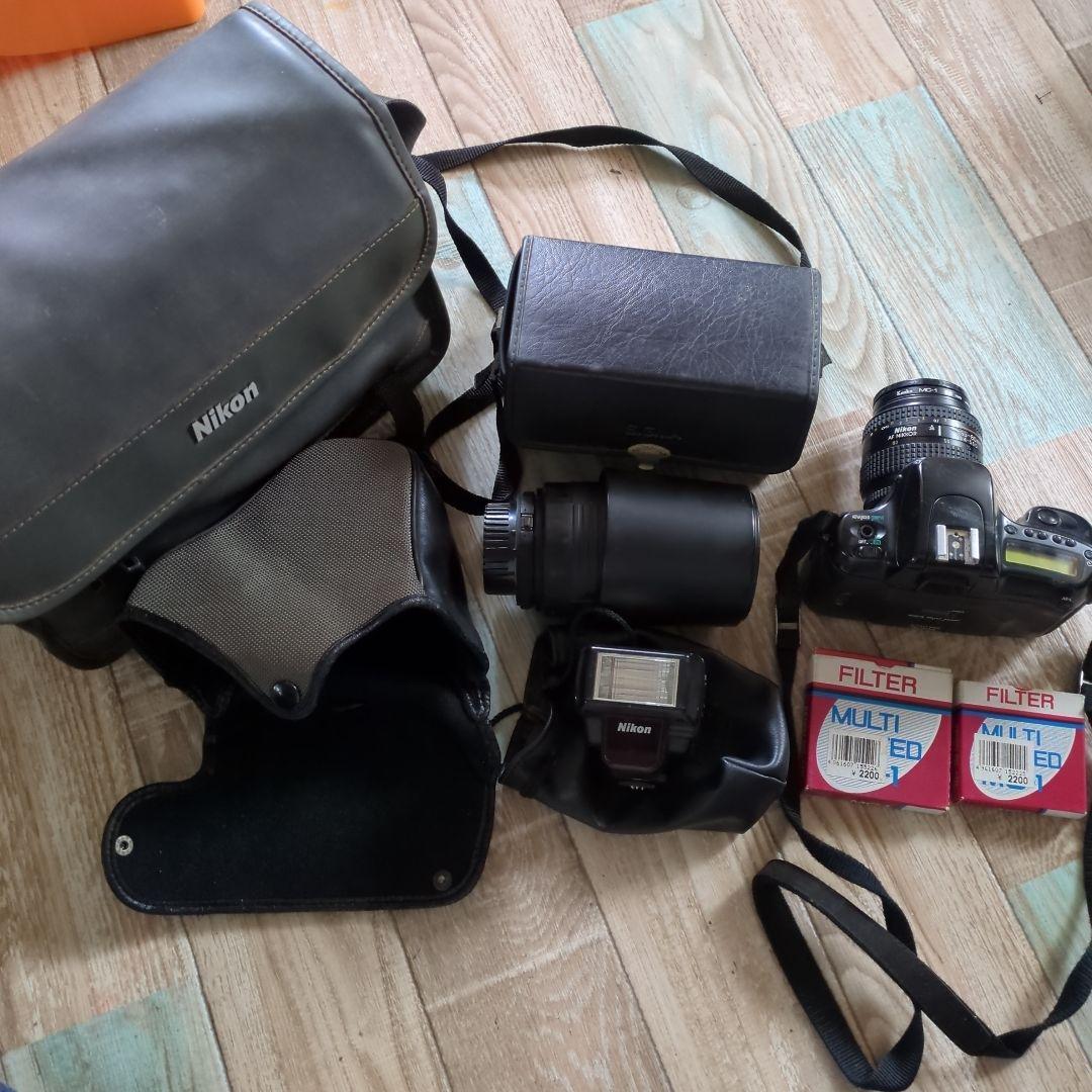 Slr Camera (Film) Nikon