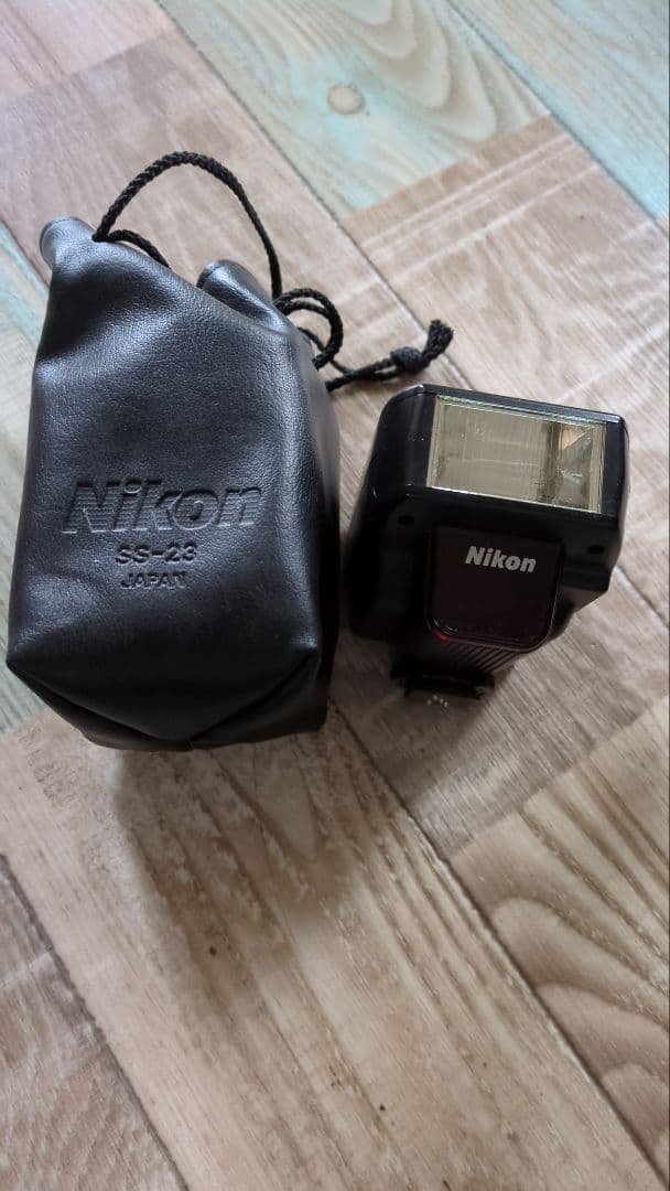 Slr Camera (Film) Nikon