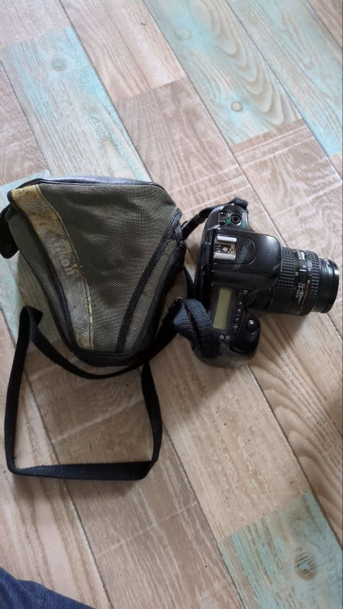 Slr Camera (Film) Nikon