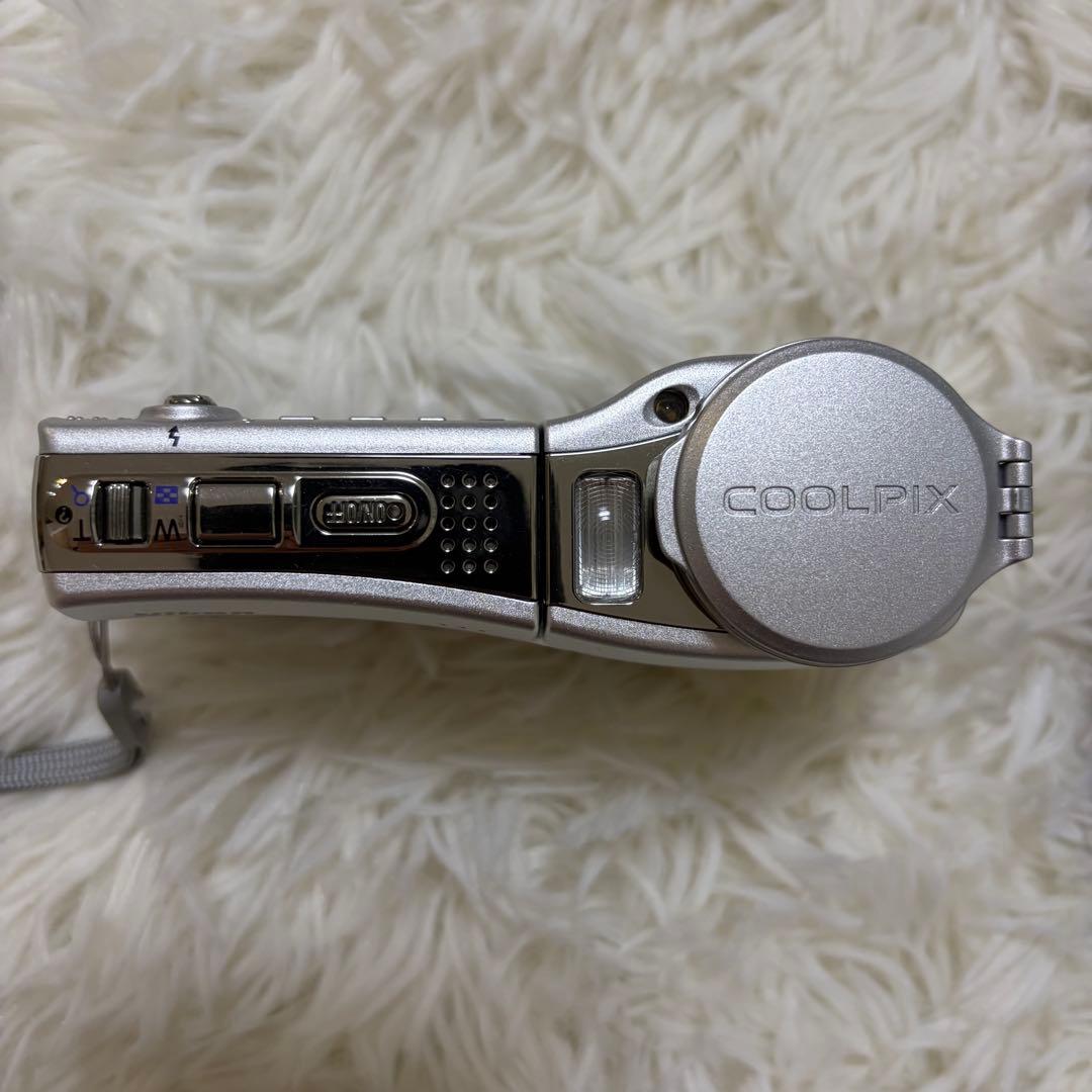Nikon Compact Digital Camera Coolpix S10 Vr