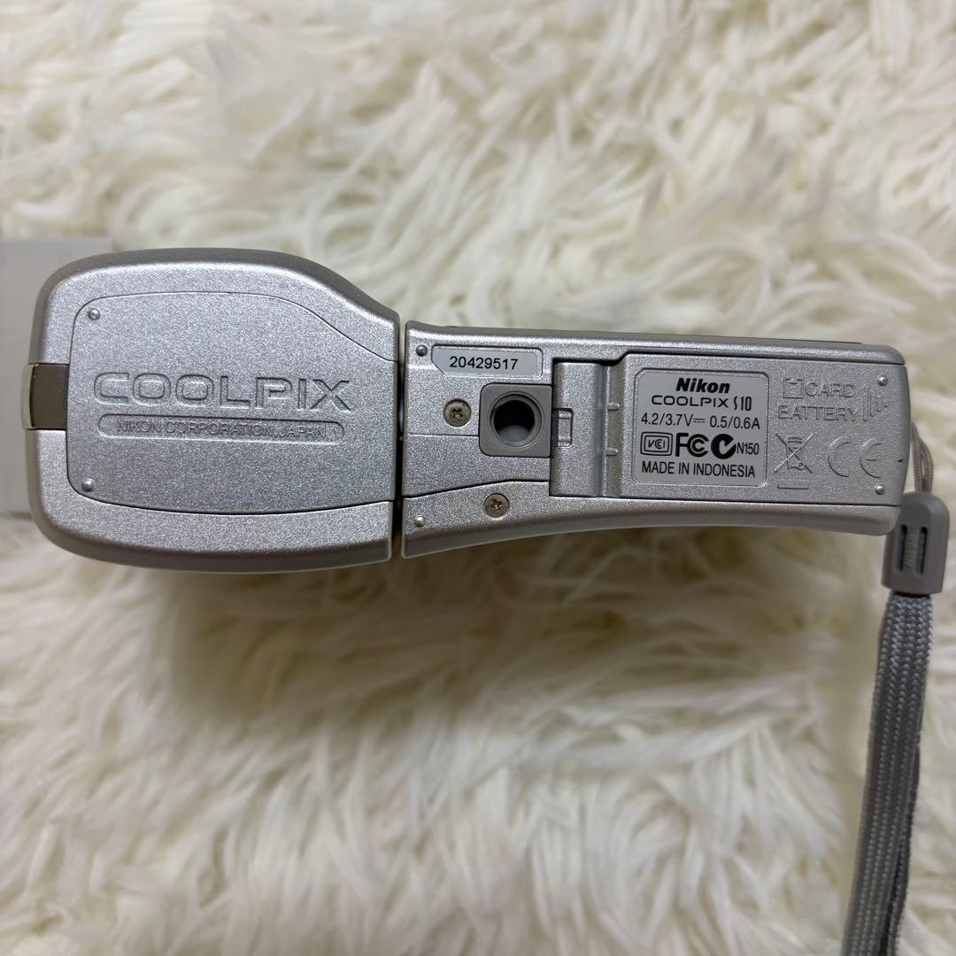 Nikon Compact Digital Camera Coolpix S10 Vr