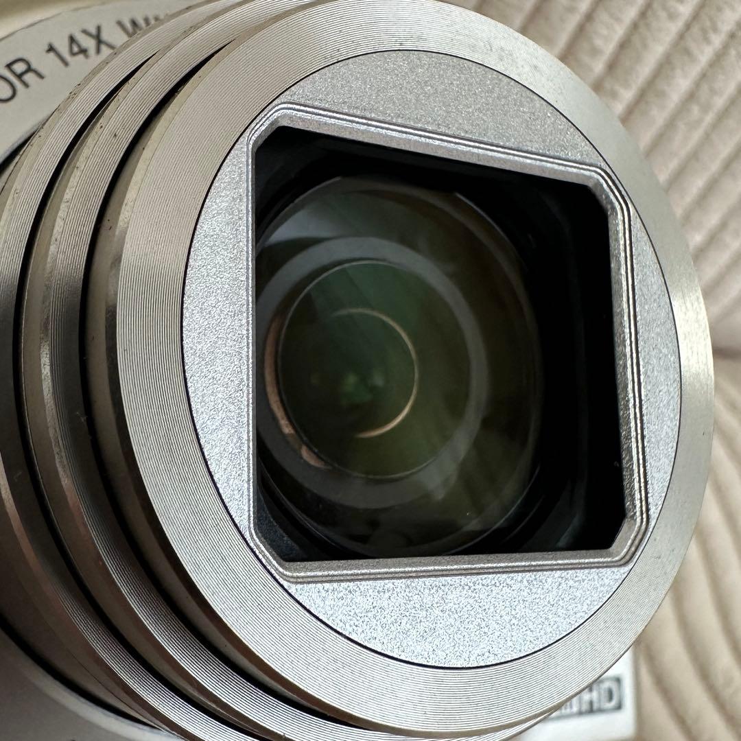 Nikon Compact Digital Cameras Coolpix S8200