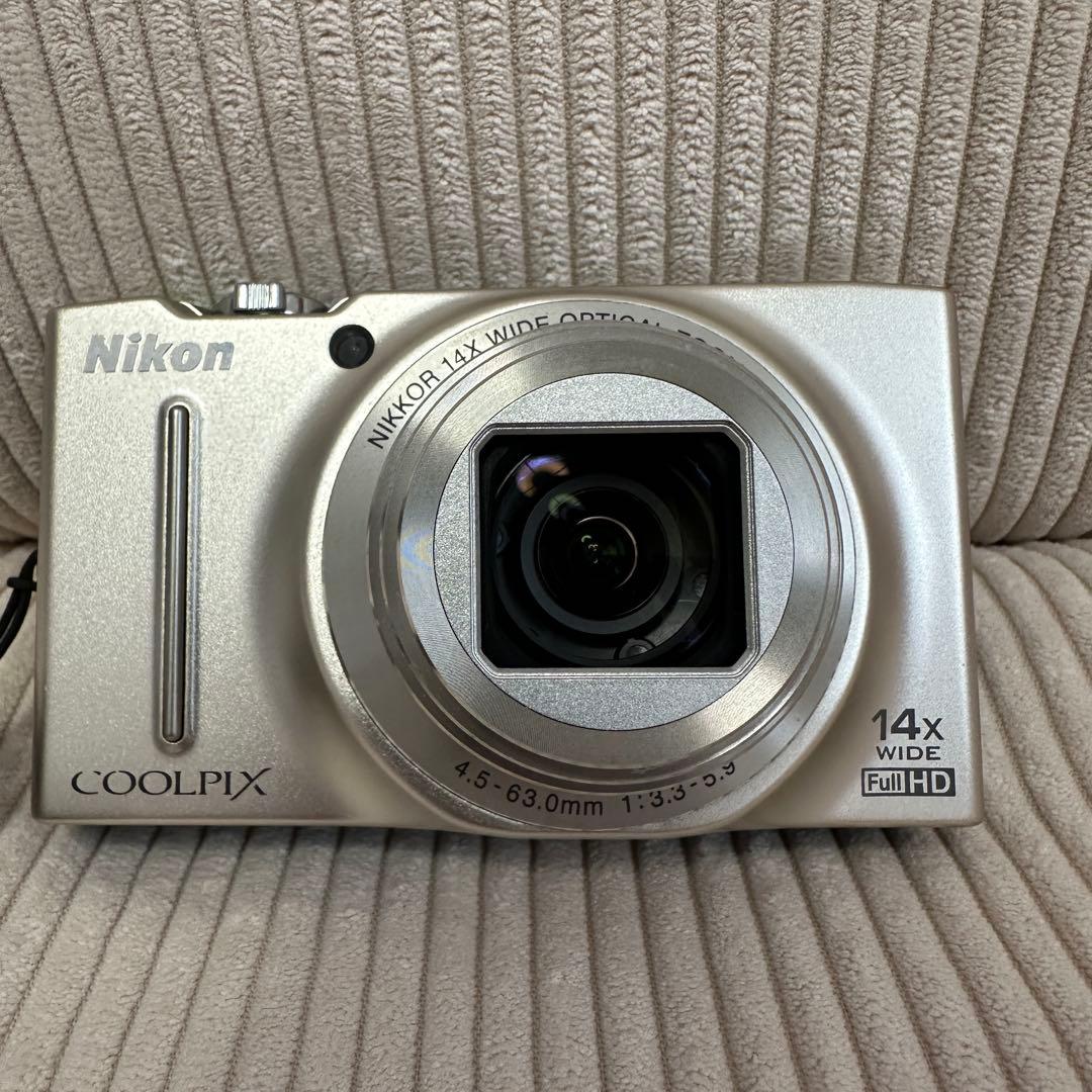 Nikon Compact Digital Cameras Coolpix S8200