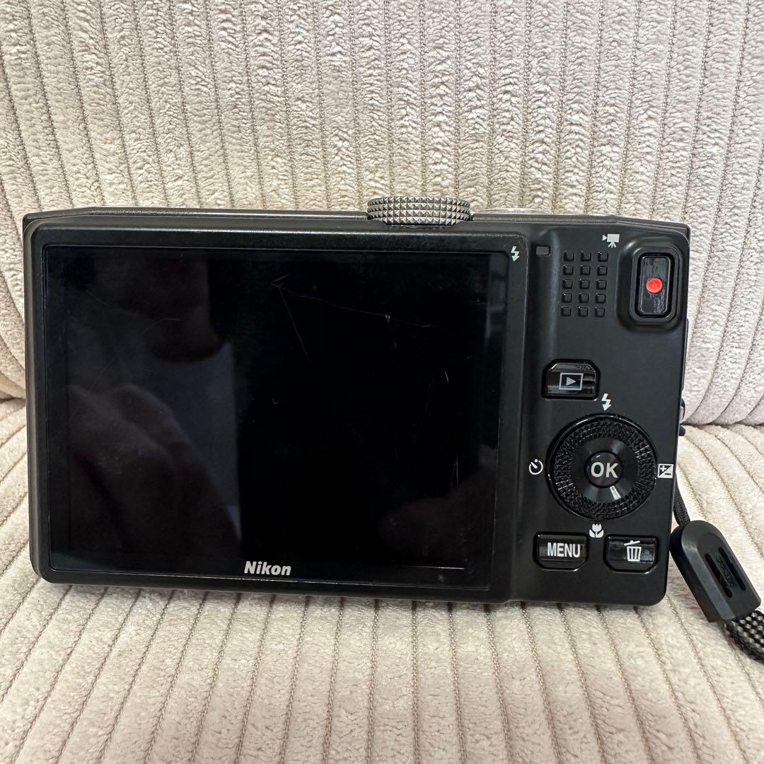 Nikon Compact Digital Cameras Coolpix S8200
