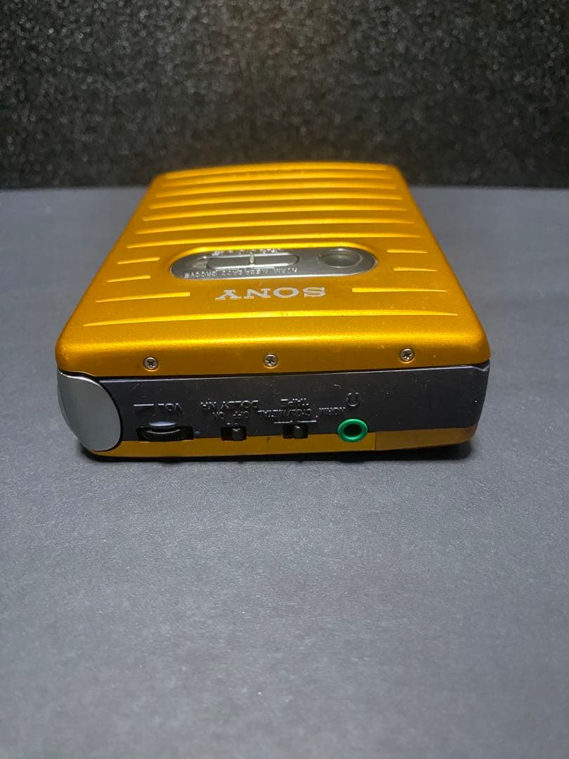 Sony Cassette Player Walkman Wm-Mv1