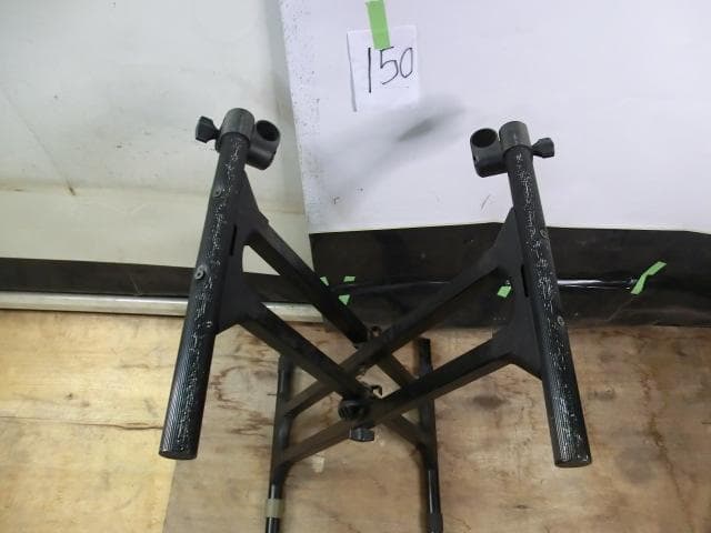 Keyboard Stands 150 Yamaha Motif8