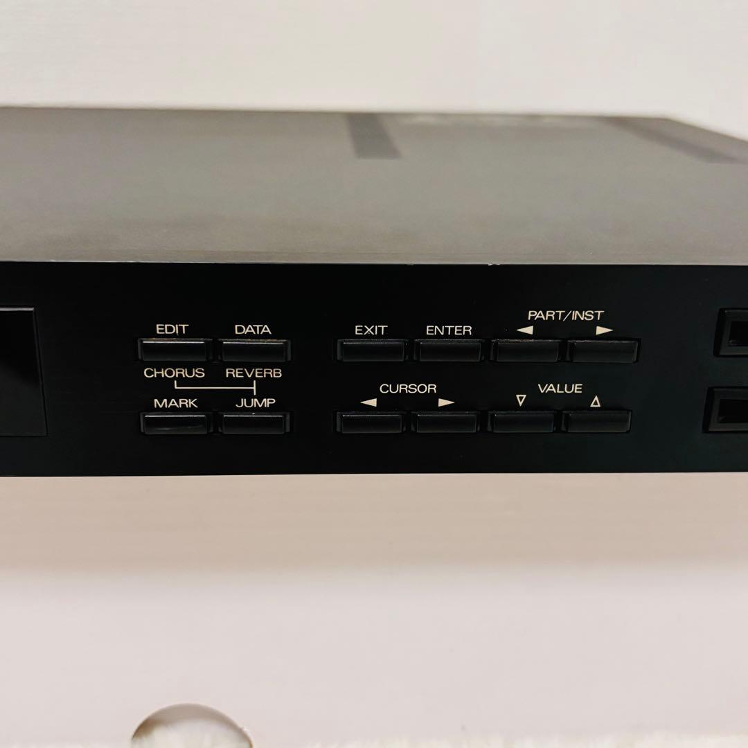 Roland Others U-220