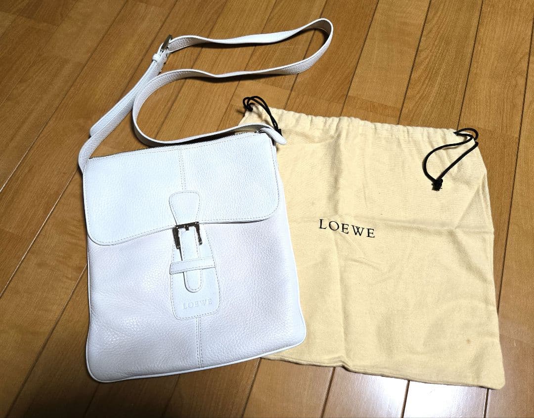 Loewe Shoulder Bags