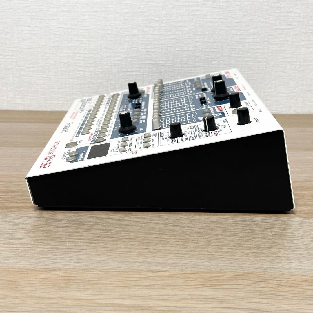 Roland Analog Synthesizers Sh-32