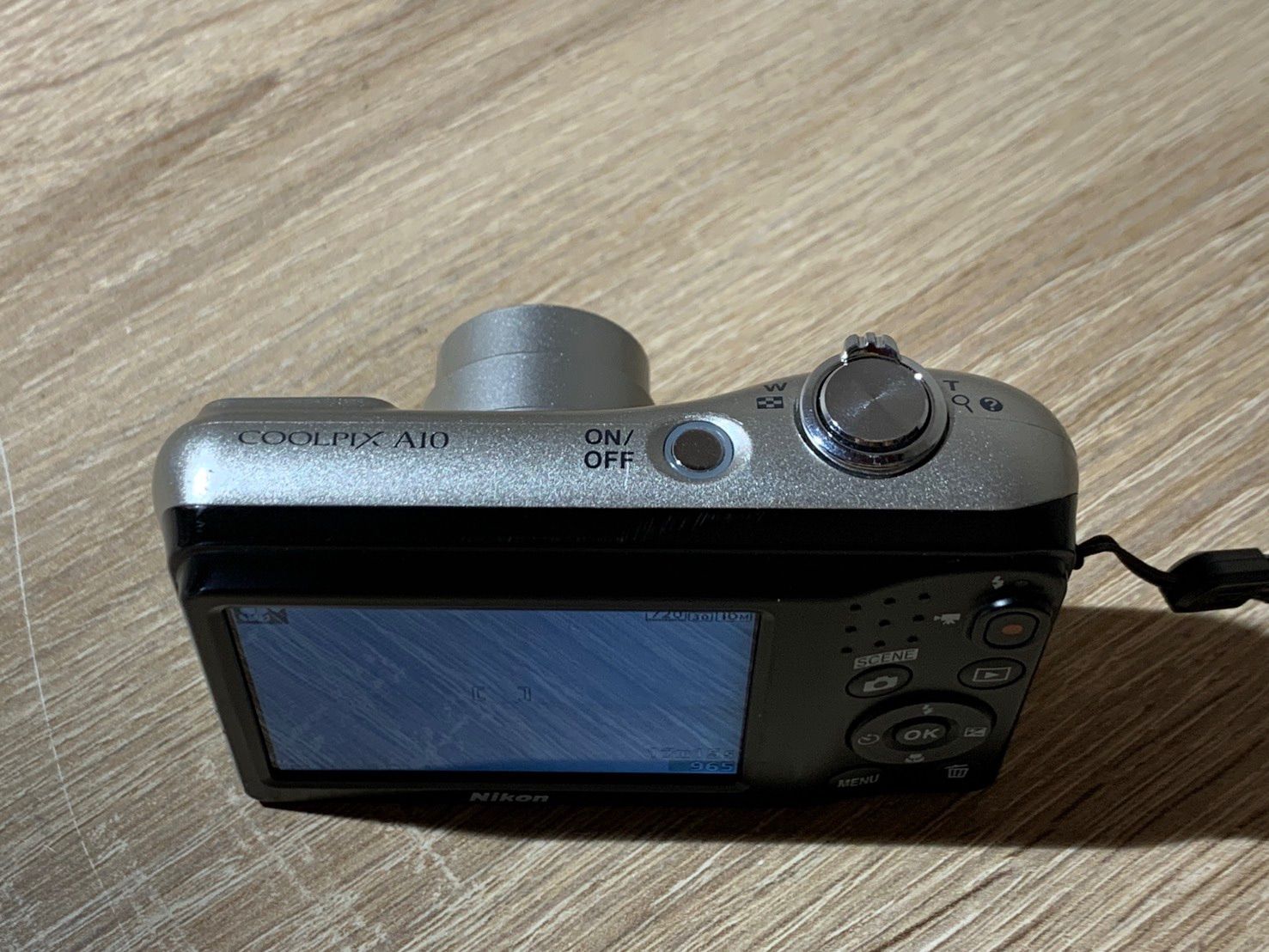 Compact Digital Camera 0999 Nikon Coolpix A10